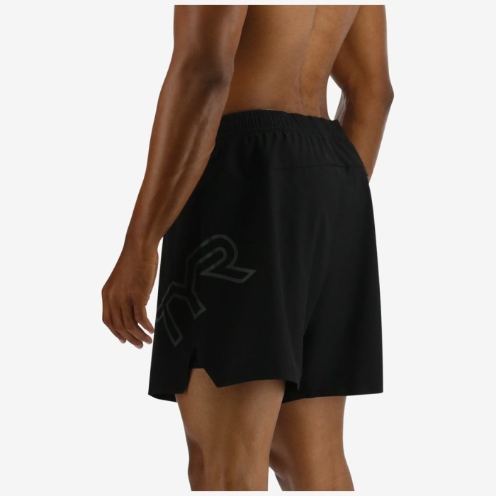 Шорты TYR Men's Hydrospher™ Unlined 6&quot; Momentum Big Logo Shorts - Solid 001 Черный