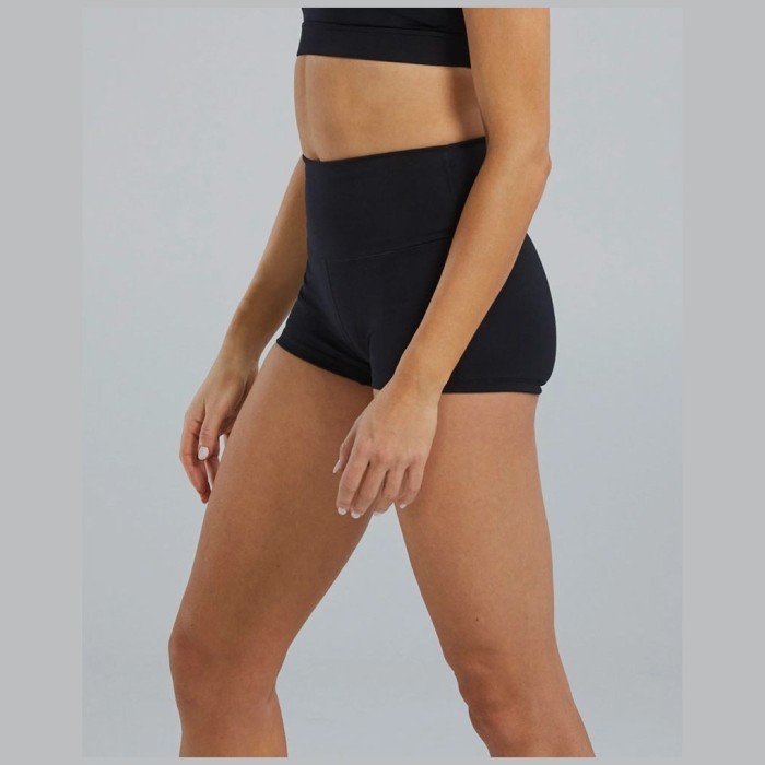 Шорты с высокой талией  TYR Womens's Base Kinetic High-Rise Short Solid